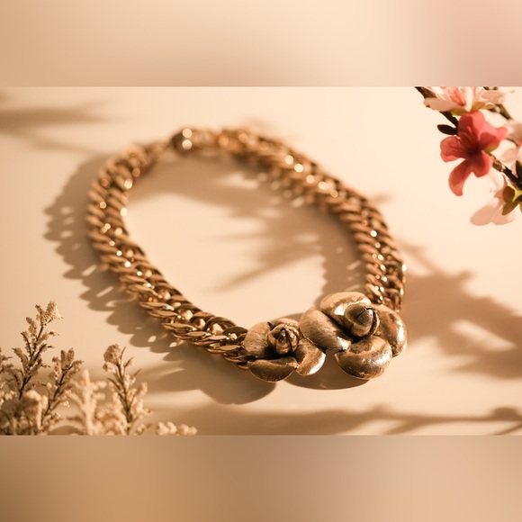 Vintage St. John Gold Chain Necklace with Floral Accents - Picture 2 of 5